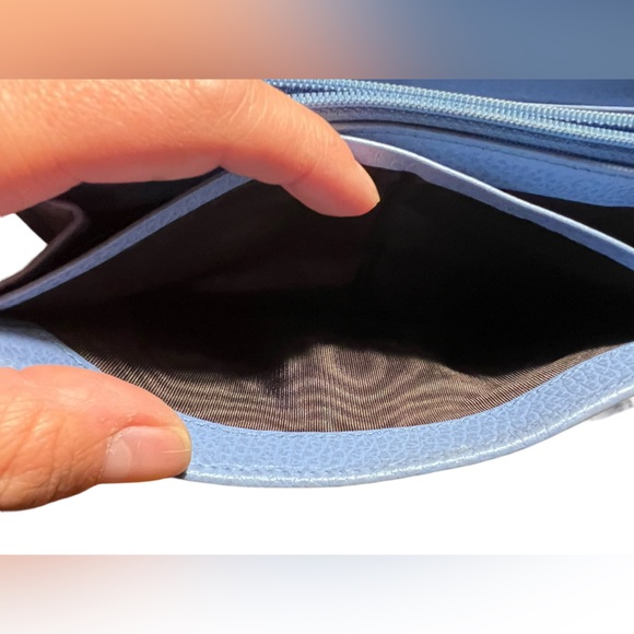 Gucci GG Marmont Continental Wallet - Picture 8 of 9